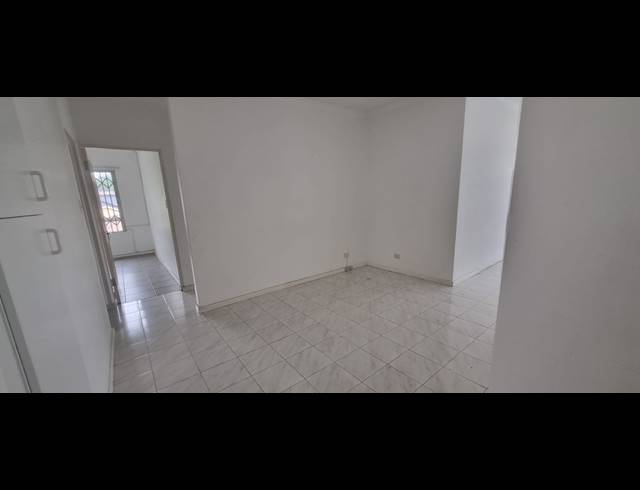 3 BEDROOM FLAT FOR SALE IN MORNINGSIDE